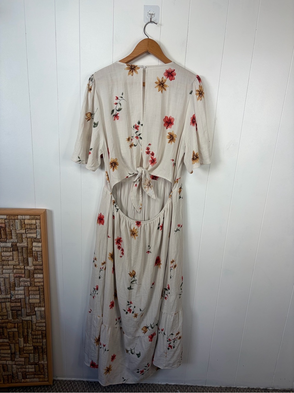 Reitmans Beige Floral Maxi Dress Cottagecore Boho Romantic Size XL open back - Picture 4 of 10